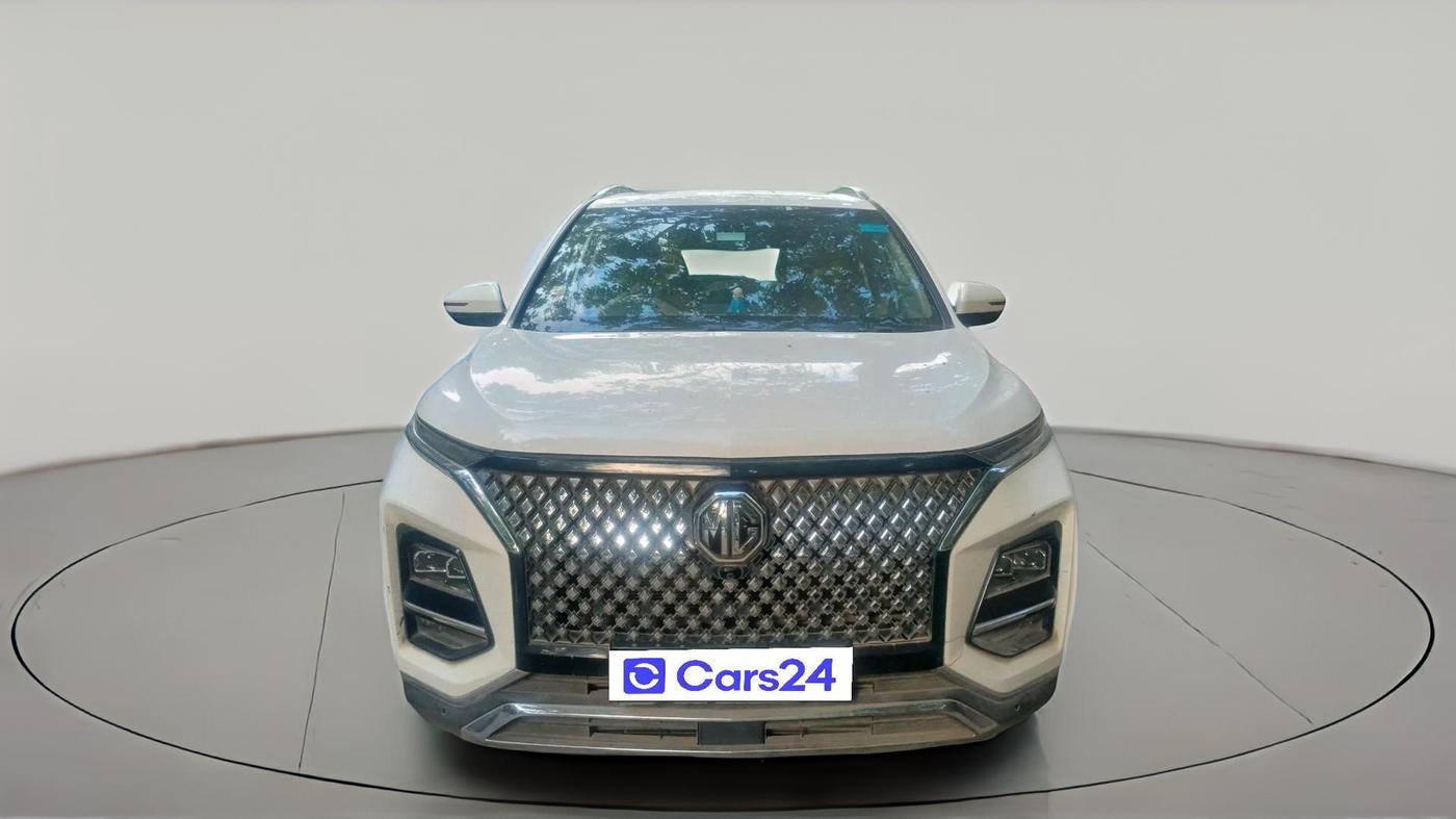 2023 MG HECTOR PLUS SHARP PRO 1.5 TURBO MT 6 STR, Petrol, Manual, 13,792 km, exterior