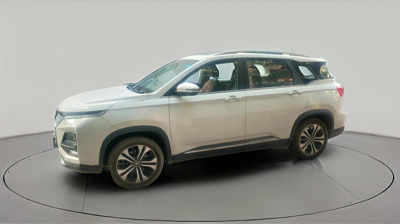 2023 MG HECTOR PLUS SHARP PRO 1.5 TURBO MT 6 STR, Petrol, Manual, 13,792 km, exterior