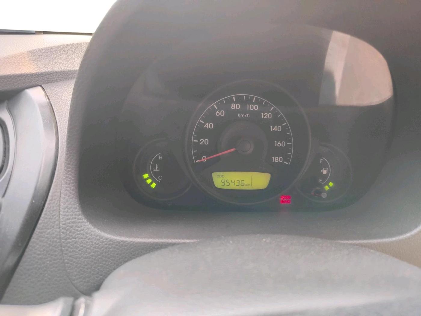 2014 Hyundai Eon ERA +, Petrol, Manual, 95,436 km, interior
