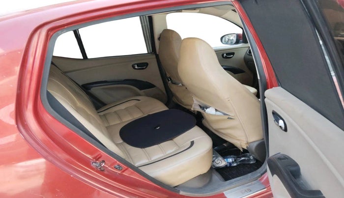 2013 Hyundai i10 MAGNA 1.2, CNG, Manual, 80,842 km, interior