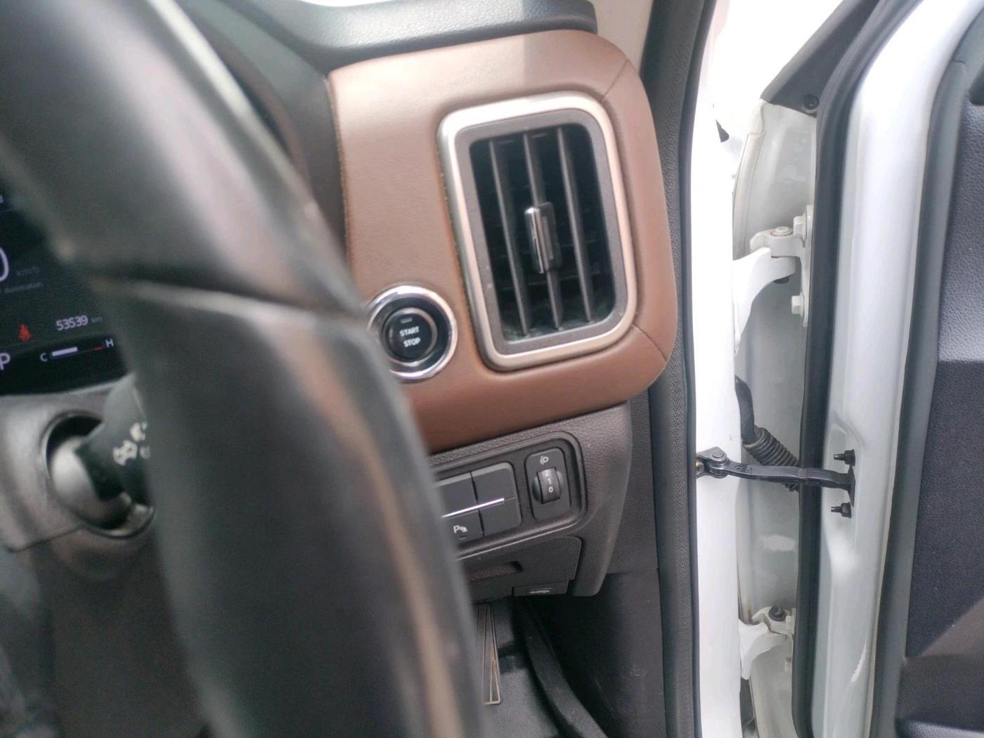 2023 Mahindra SCORPIO-N Z8 L DIESEL AT 2WD 6 STR, Diesel, Automatic, 53,539 km, interior