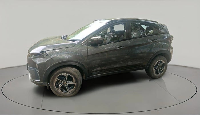 2024 Tata NEXON FEARLESS + SUNROOF DCA DUAL TONE 1.2 PETROL, Petrol, Automatic, 3,700 km, exterior
