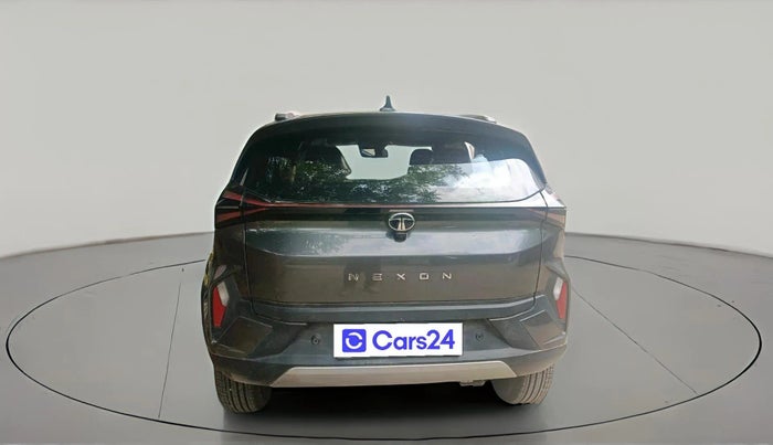 2024 Tata NEXON FEARLESS + SUNROOF DCA DUAL TONE 1.2 PETROL, Petrol, Automatic, 3,700 km, exterior