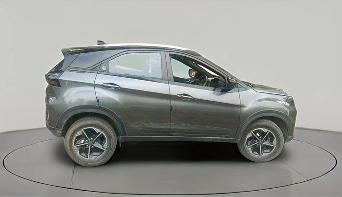 2024 Tata NEXON FEARLESS + SUNROOF DCA DUAL TONE 1.2 PETROL, Petrol, Automatic, 3,700 km, exterior