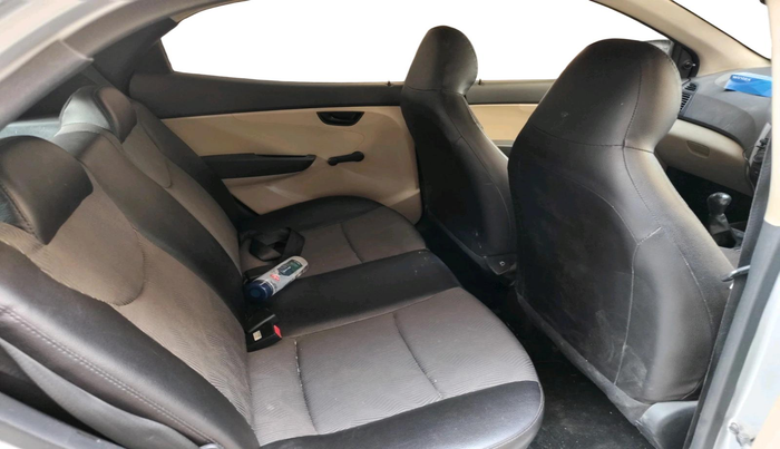2013 Hyundai Eon MAGNA +, Petrol, Manual, 25,889 km, interior