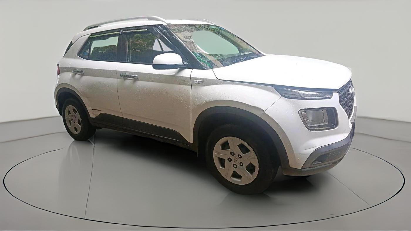 2020 Hyundai VENUE S 1.2, Petrol, Manual, 45,127 km, exterior