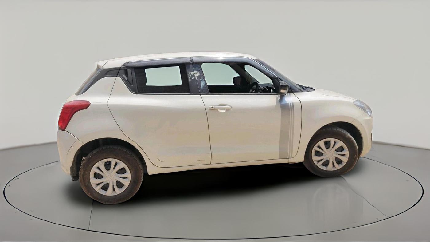 2022 Maruti Swift VXI, Petrol, Manual, 42,559 km, exterior
