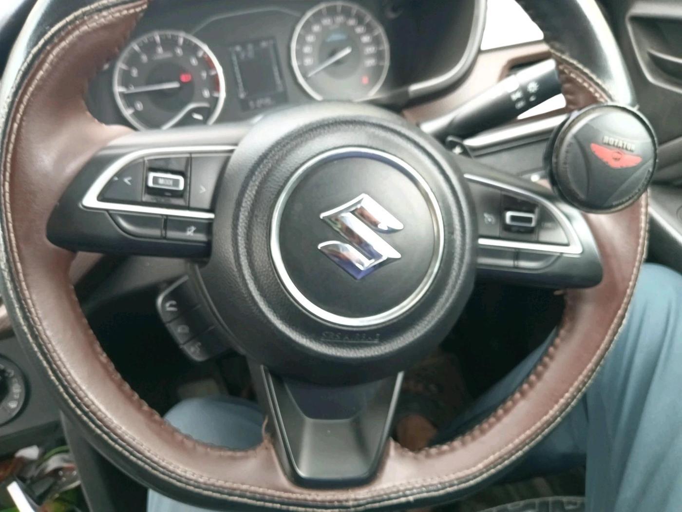 2022 Maruti BREZZA LXI SMART HYBRID, Petrol, Manual, 51,249 km, interior