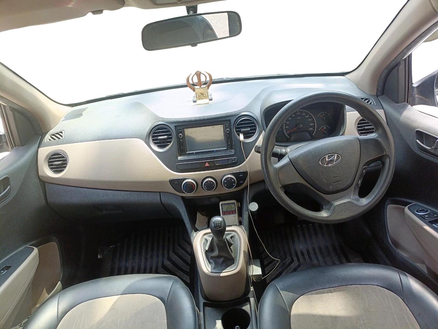 2016 Hyundai Grand i10 MAGNA 1.2 KAPPA VTVT, Petrol, Manual, 30,234 km, interior