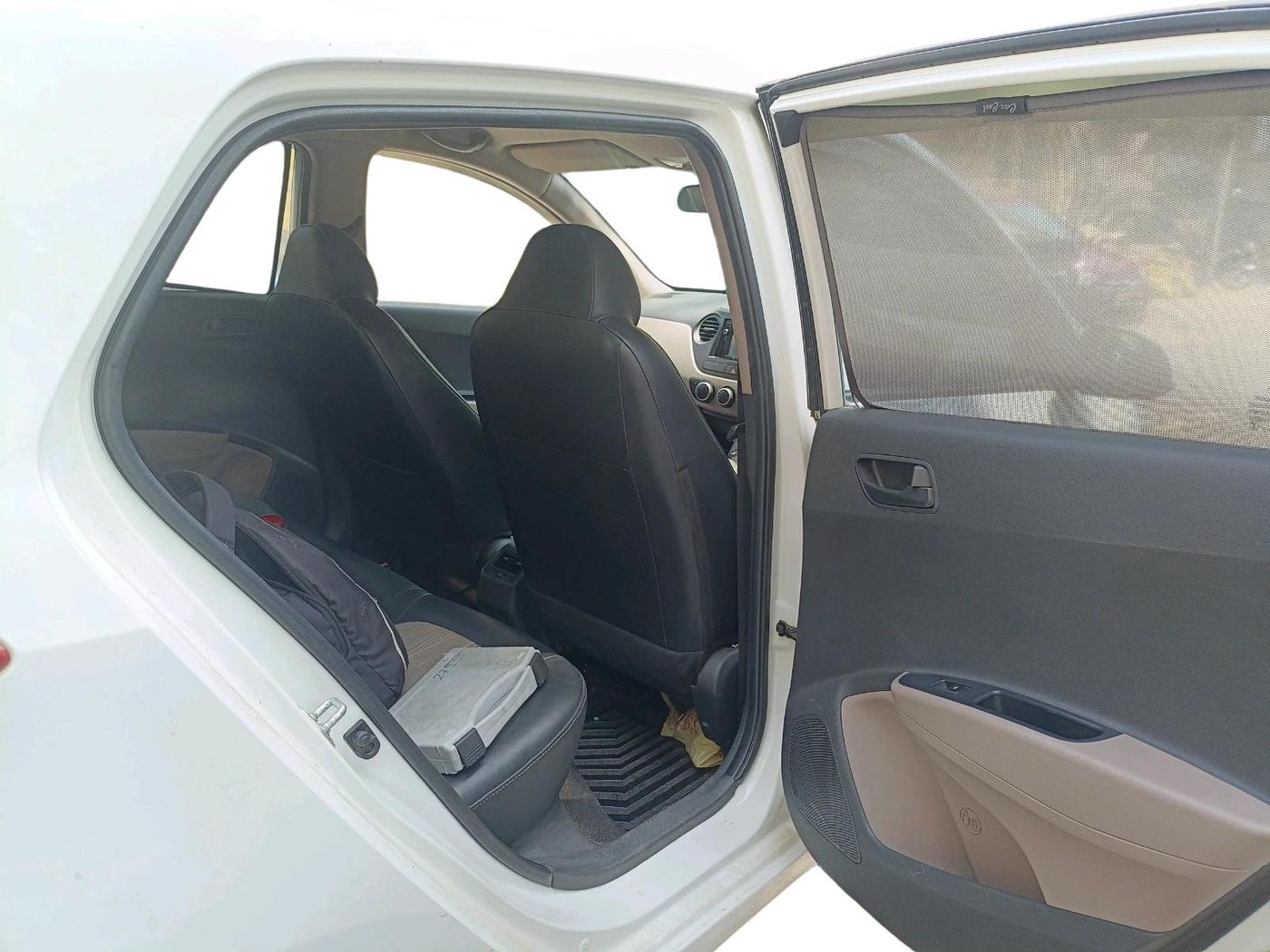 2016 Hyundai Grand i10 MAGNA 1.2 KAPPA VTVT, Petrol, Manual, 30,234 km, interior