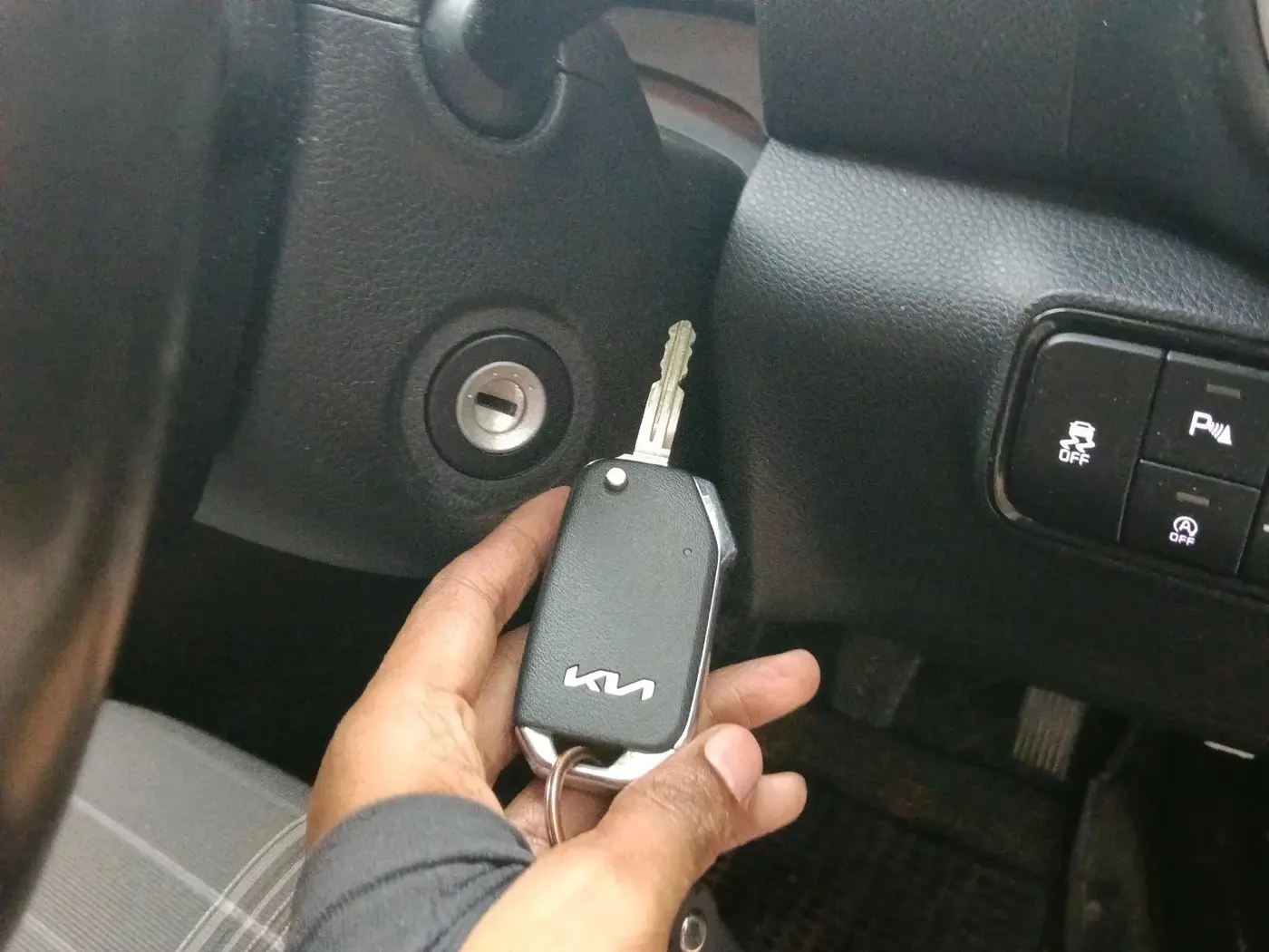 2024 KIA SONET HTK (O) 1.2 Petrol MT, Petrol, Manual, 15,854 km, interior