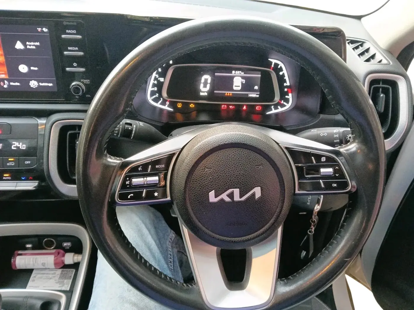 2024 KIA SONET HTK (O) 1.2 Petrol MT, Petrol, Manual, 15,854 km, interior
