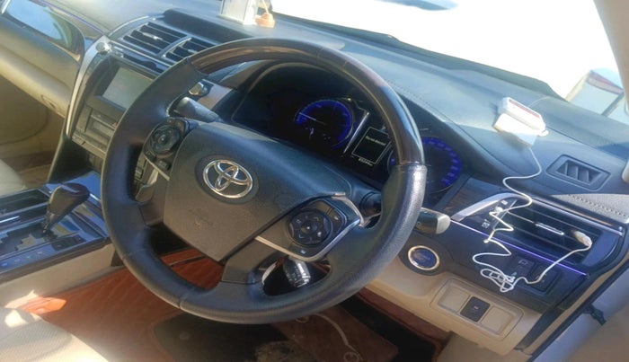 2016 Toyota Camry HYBRID, Hybrid, Automatic, 85,244 km, interior