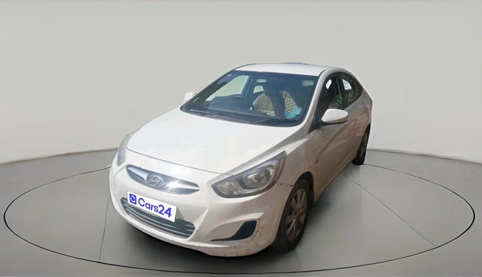 2013 Hyundai Verna FLUIDIC 1.6 VTVT SX, Petrol, Manual, 68,694 km, exterior