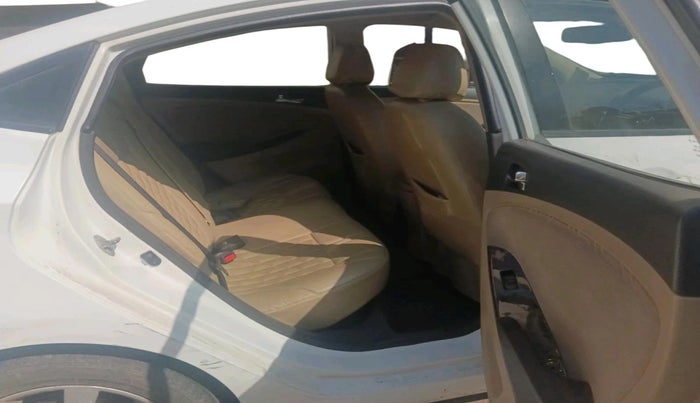 2013 Hyundai Verna FLUIDIC 1.6 VTVT SX, Petrol, Manual, 68,694 km, interior