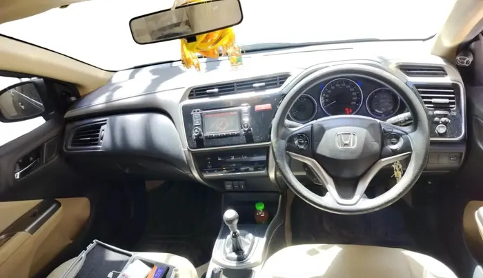 2015 Honda City 1.5L I-VTEC V MT, Petrol, Manual, 68,470 km, interior