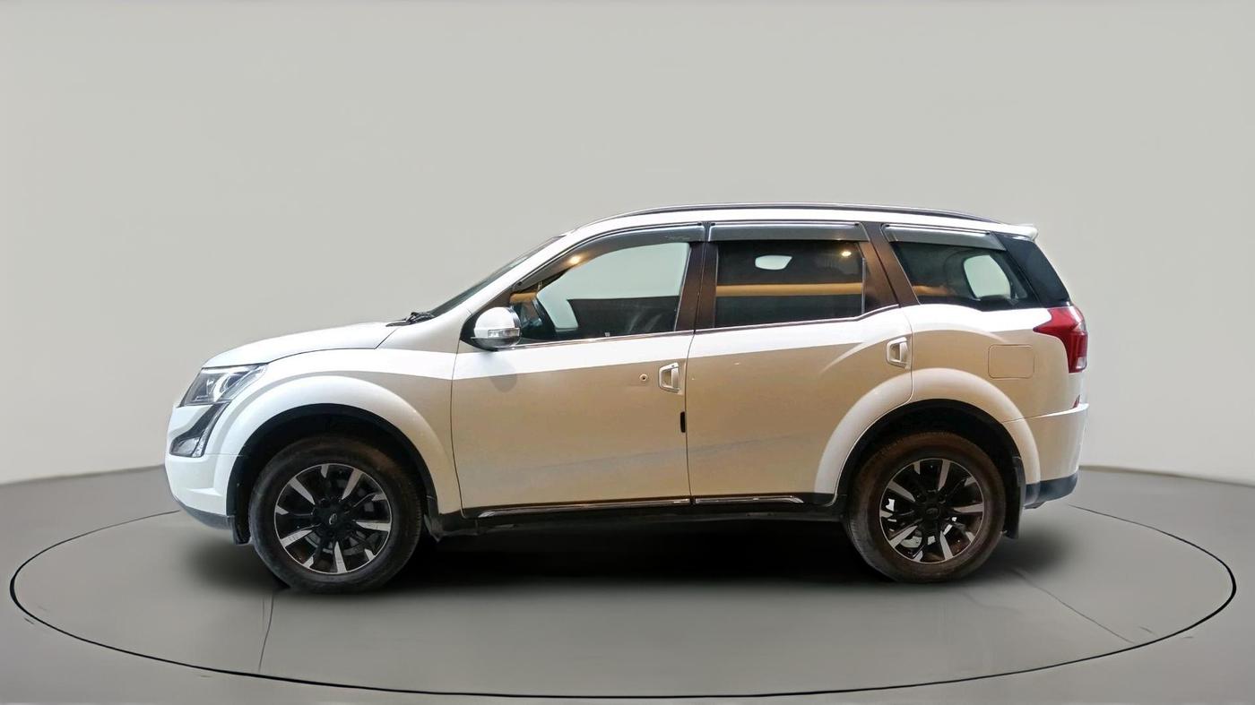 2019 Mahindra XUV500 W11 AT, Diesel, Automatic, 81,251 km, exterior
