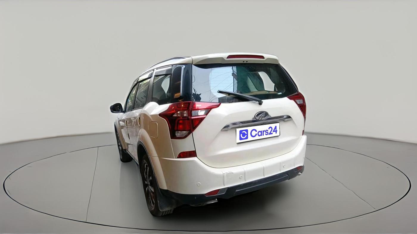 2019 Mahindra XUV500 W11 AT, Diesel, Automatic, 81,251 km, exterior