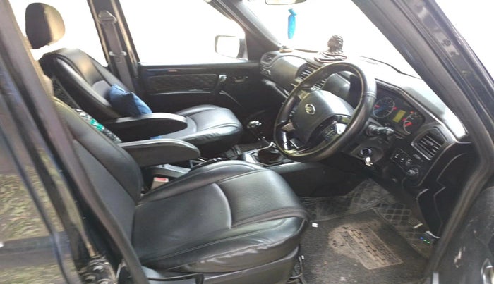 2021 Mahindra Scorpio S5, Diesel, Manual, 83,978 km, interior