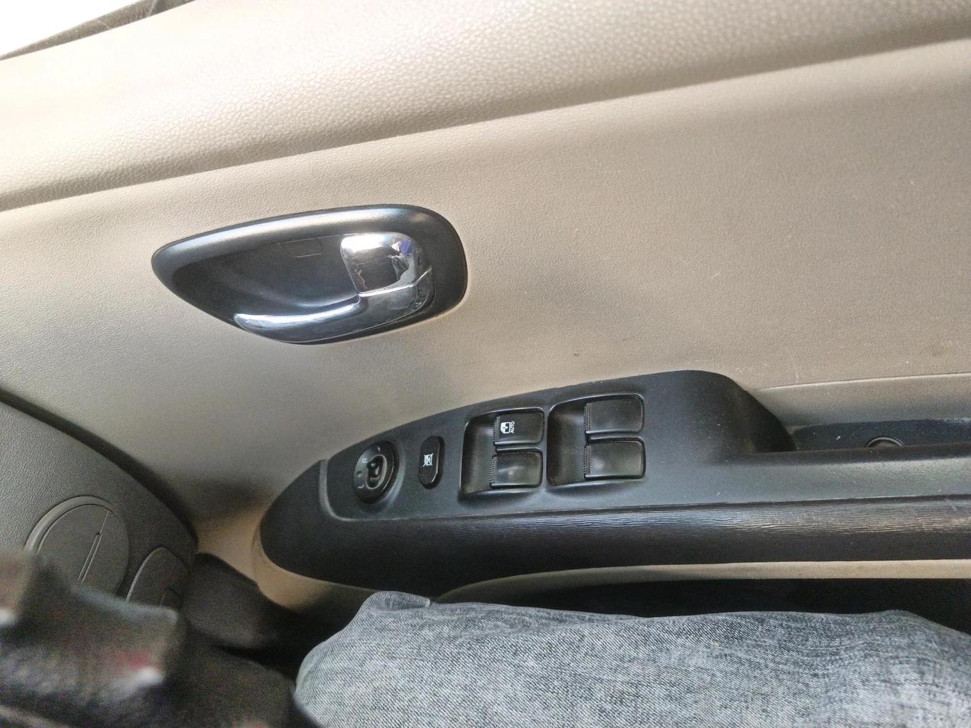 2011 Hyundai i10 MAGNA 1.2, Petrol, Manual, 89,986 km, interior