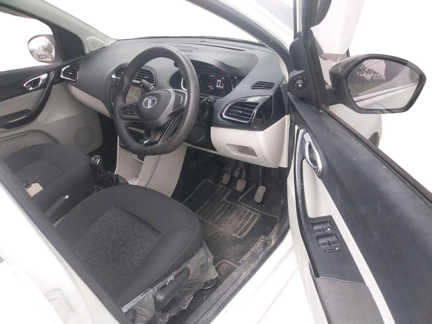 2022 Tata TIGOR XZ PLUS CNG, CNG, Manual, 32,424 km, interior