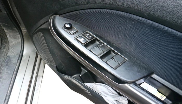 2020 Maruti Baleno ZETA PETROL 1.2, Petrol, Manual, 49,506 km, interior