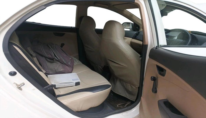 2013 Hyundai Eon MAGNA +, Petrol, Manual, 62,361 km, interior