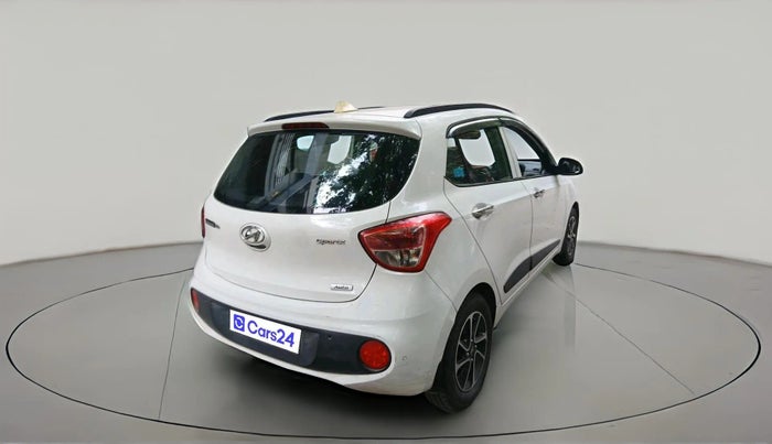 2017 Hyundai Grand i10 SPORTZ (O) AT 1.2 KAPPA VTVT, Petrol, Automatic, 51,006 km, exterior