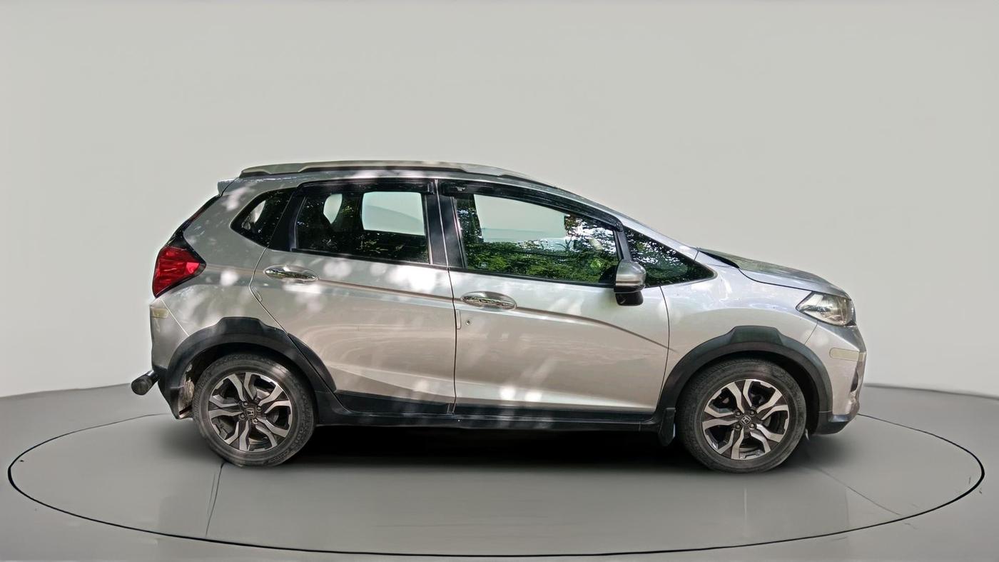 2017 Honda WR-V 1.5L I-DTEC VX MT, Diesel, Manual, 36,170 km, exterior