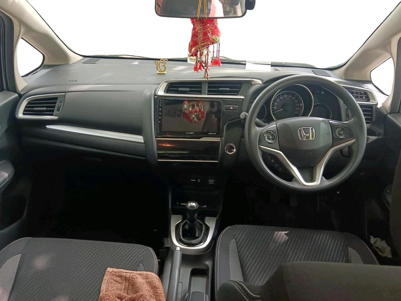 2017 Honda WR-V 1.5L I-DTEC VX MT, Diesel, Manual, 36,170 km, interior