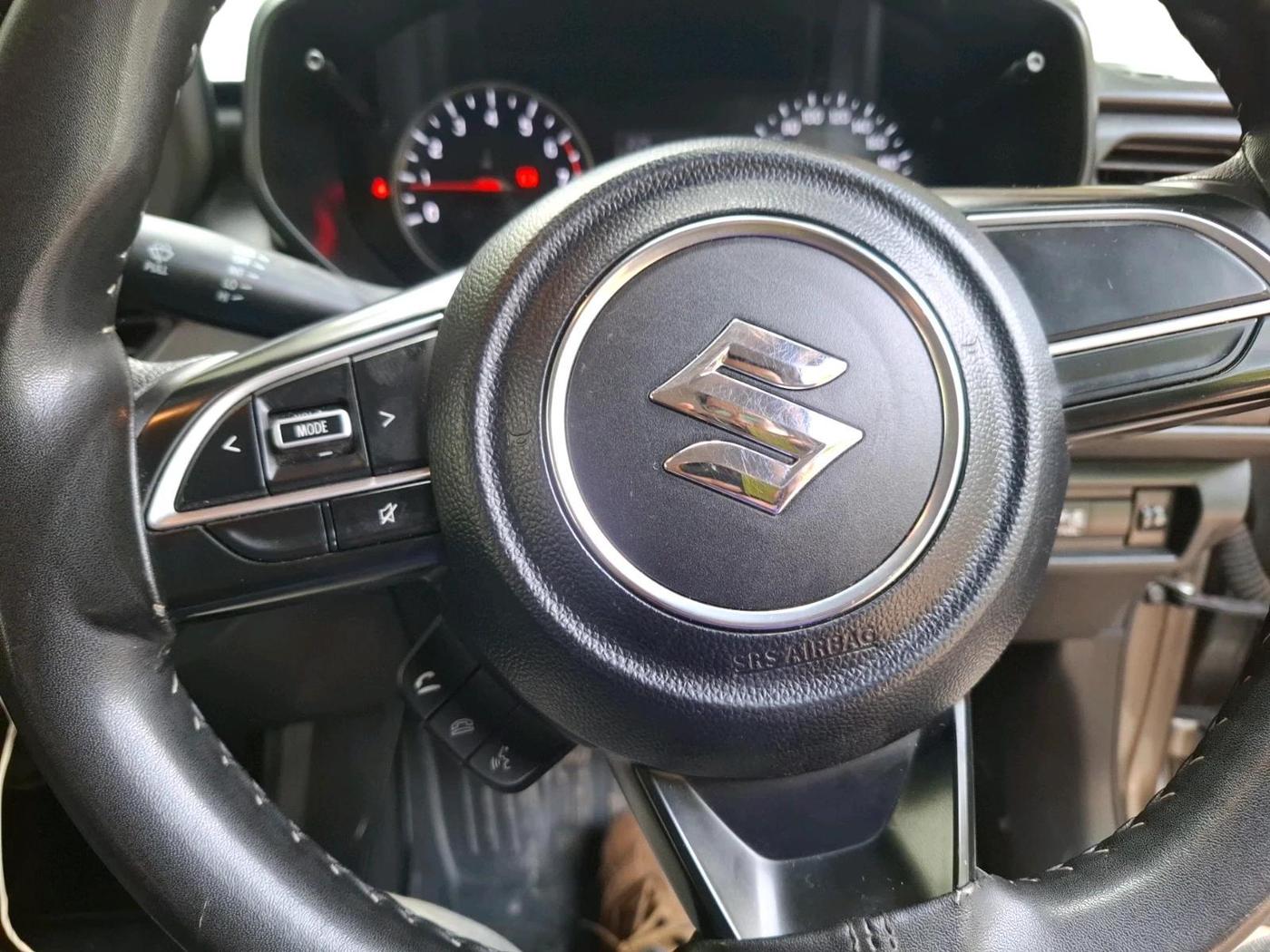 2025 Maruti Swift VXI 1.2L CNG, CNG, Manual, 16,782 km, interior