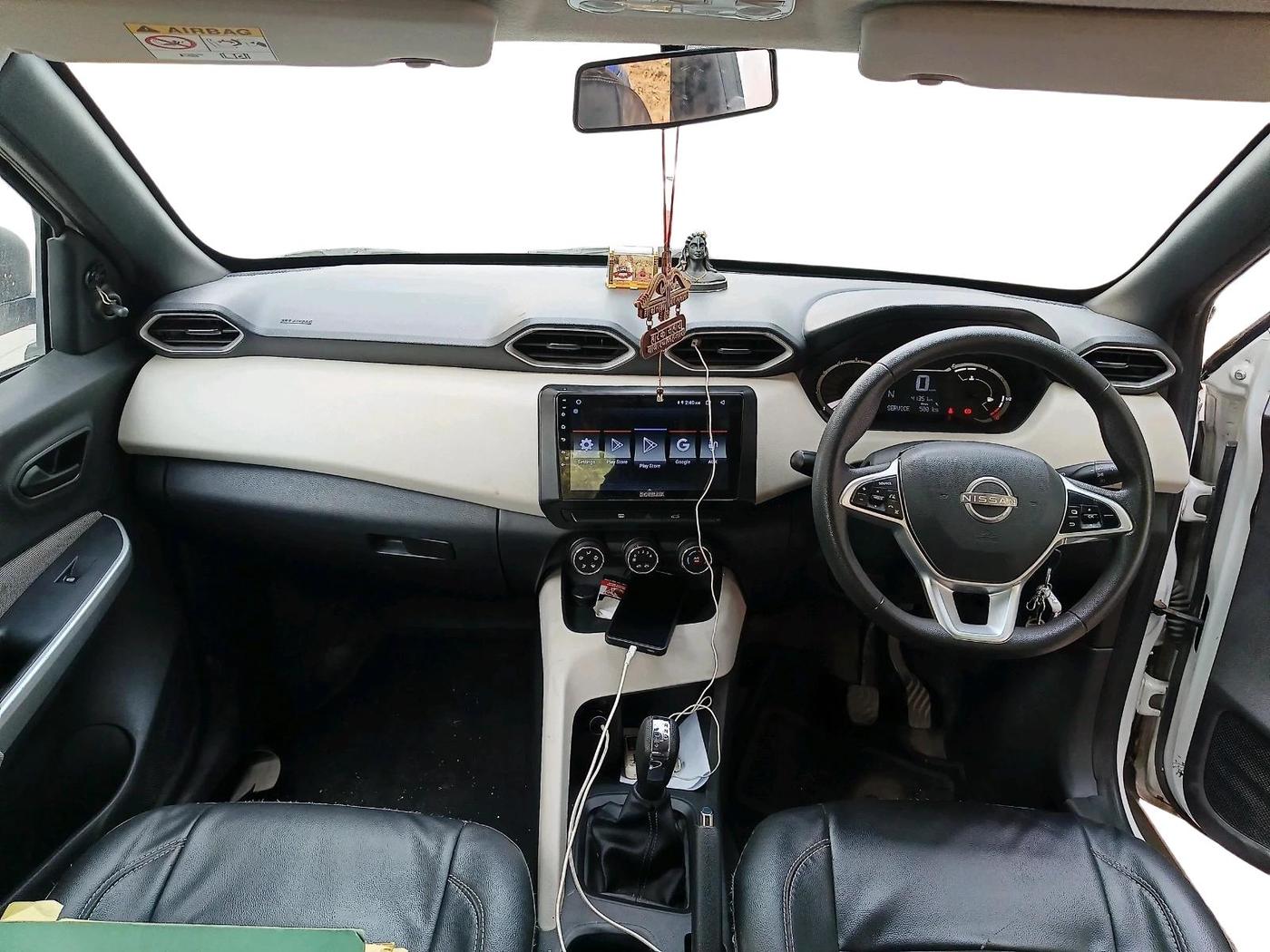 2023 Nissan MAGNITE  XE AMT EZ Shift, Petrol, Automatic, 41,351 km, interior