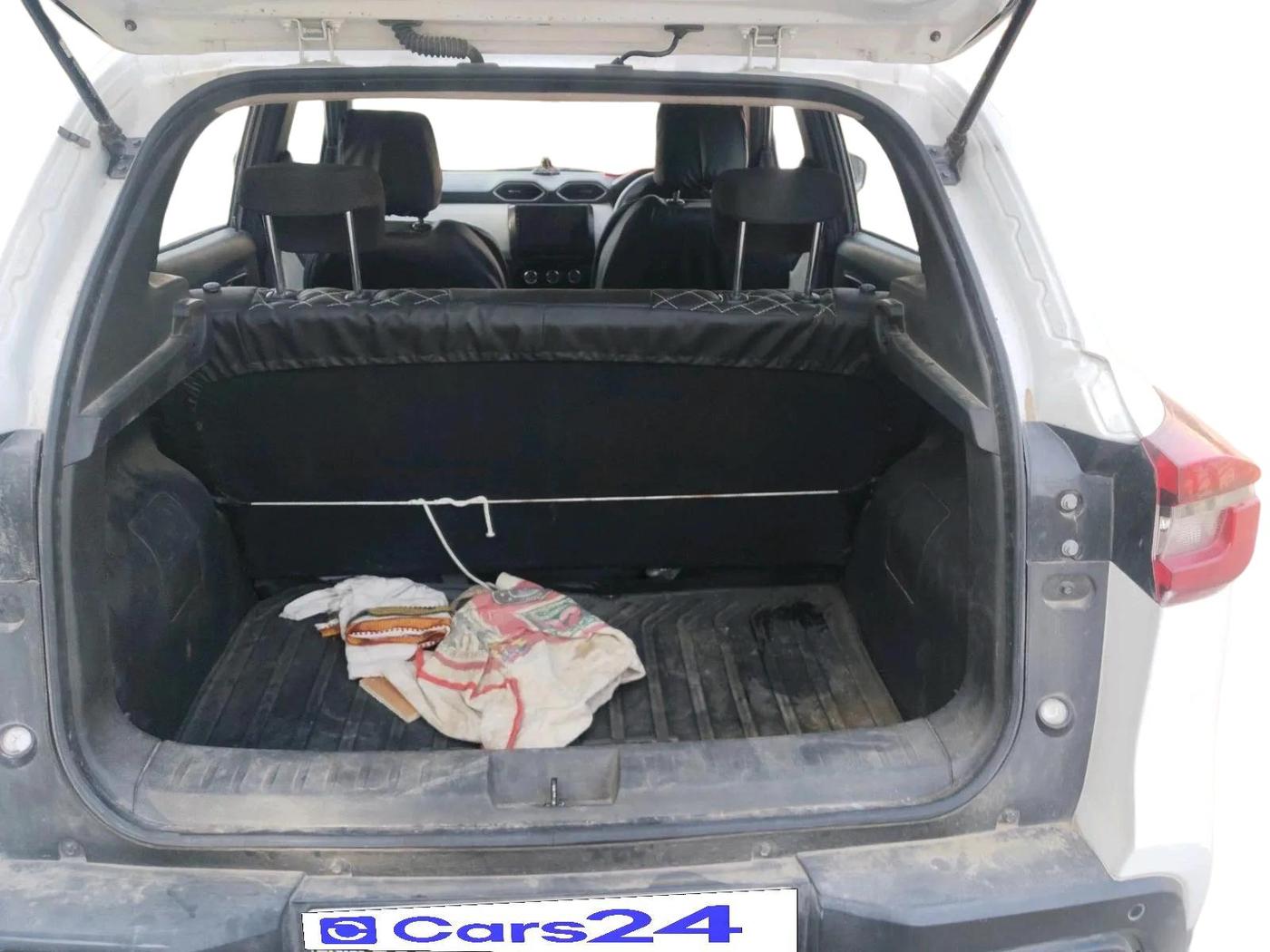 2021 Nissan MAGNITE XE, Petrol, Manual, 11,217 km, exterior
