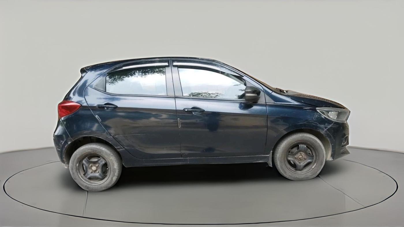 2022 Tata Tiago XT CNG, CNG, Manual, 70,934 km, exterior