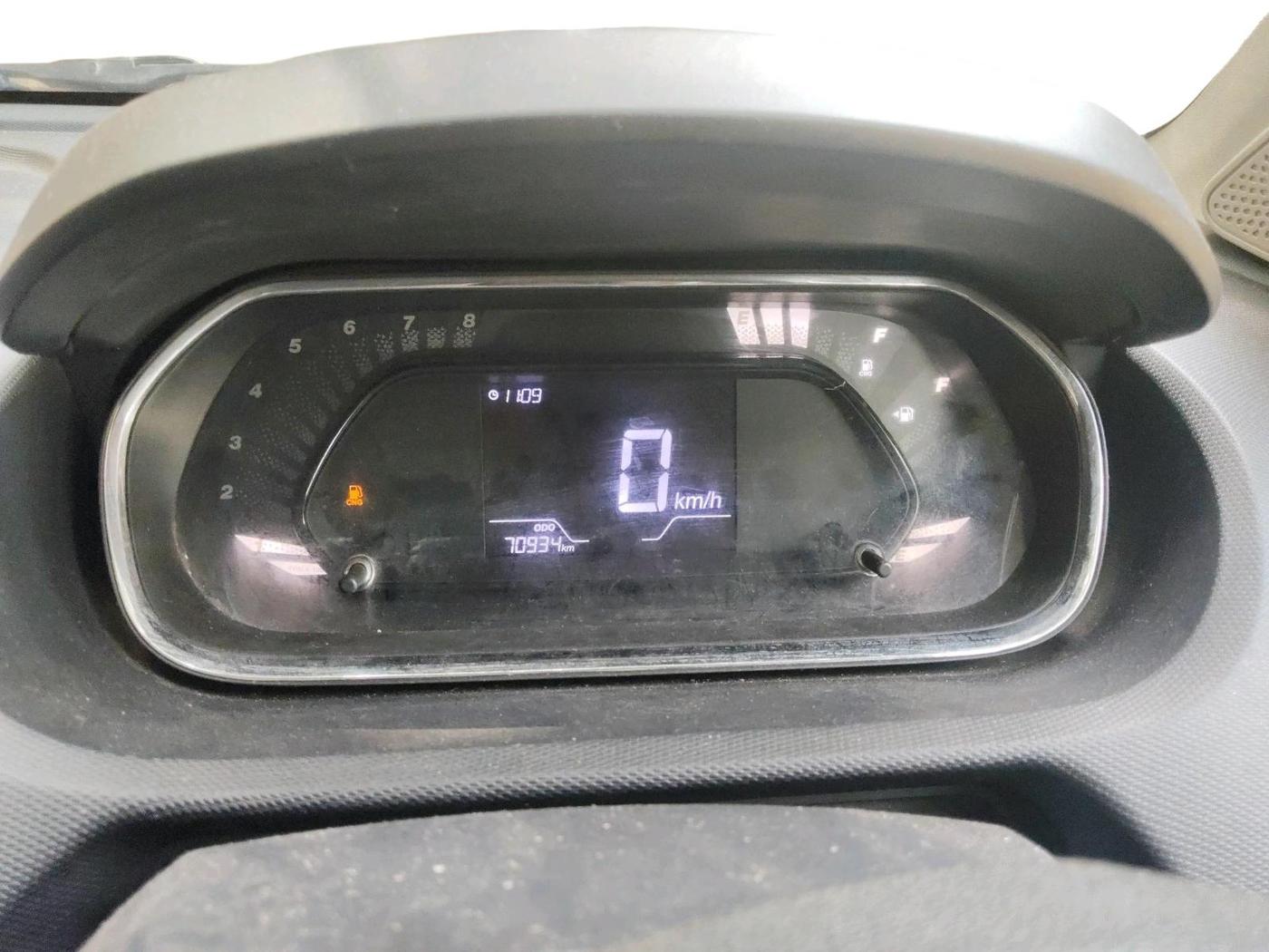 2022 Tata Tiago XT CNG, CNG, Manual, 70,934 km, interior