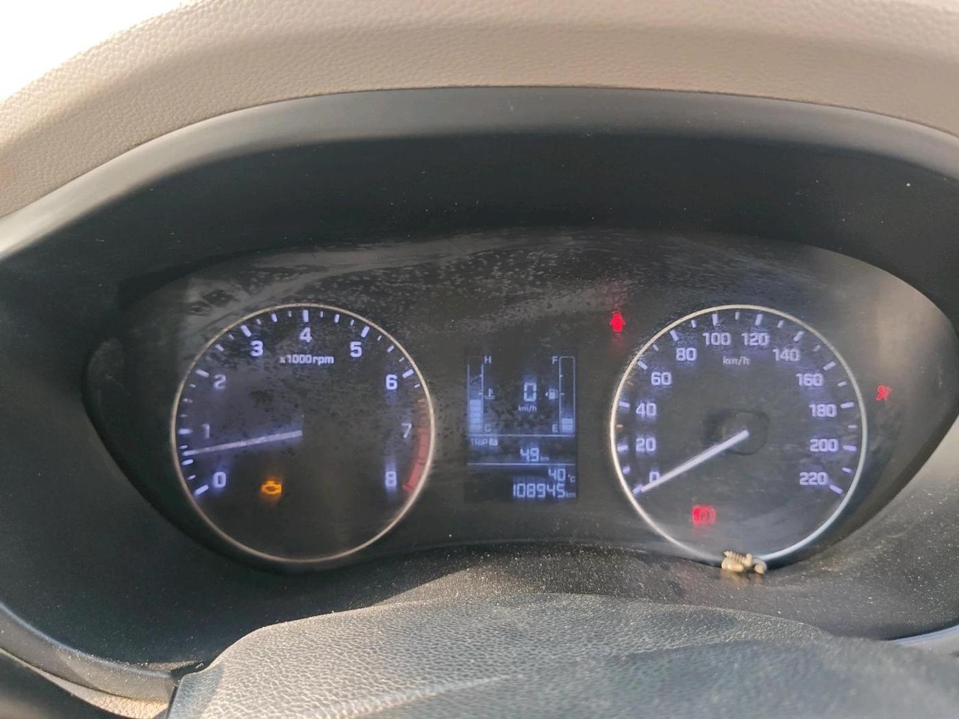 2014 Hyundai i20 SPORTZ 1.2, CNG, Manual, 1,08,945 km, interior