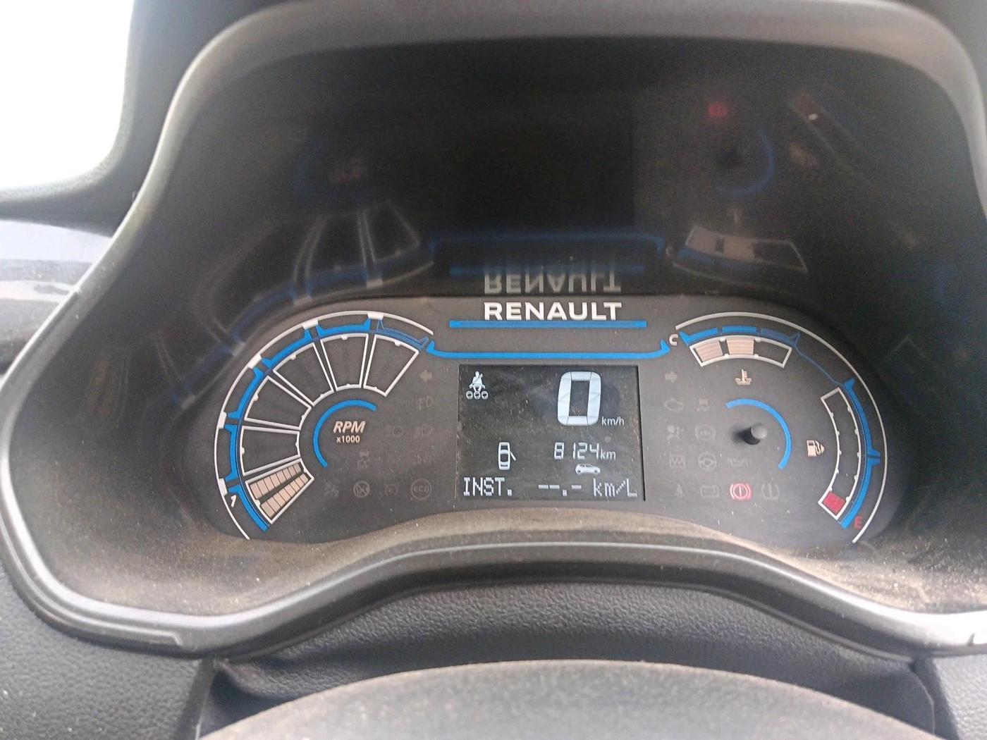 2024 Renault TRIBER RXT, Petrol, Manual, 8,124 km, interior