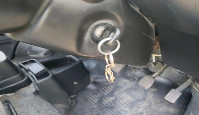 2023 Maruti Eeco 5 STR AC CNG, CNG, Manual, 33,485 km, interior