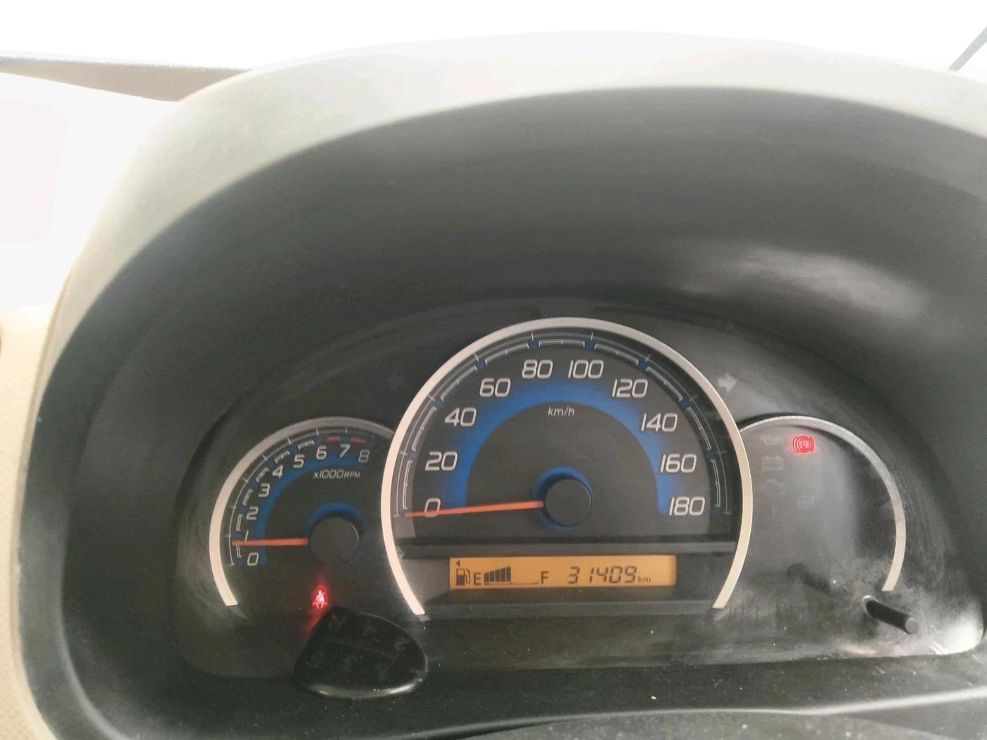 2018 Maruti Wagon R 1.0 VXI, Petrol, Manual, 31,409 km, interior