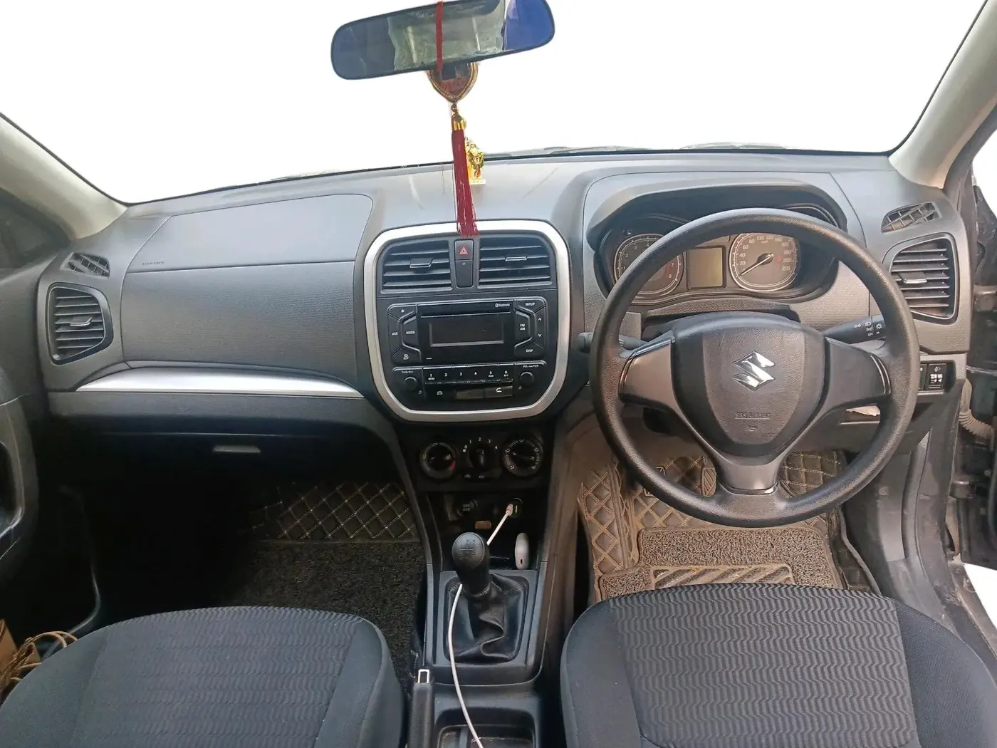 2021 Maruti Vitara Brezza LXI, Petrol, Manual, 13,246 km, interior