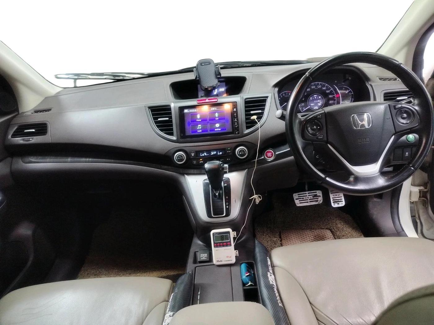 2017 Honda CRV 2.4 AWD AT, Petrol, Automatic, 1,11,141 km, interior