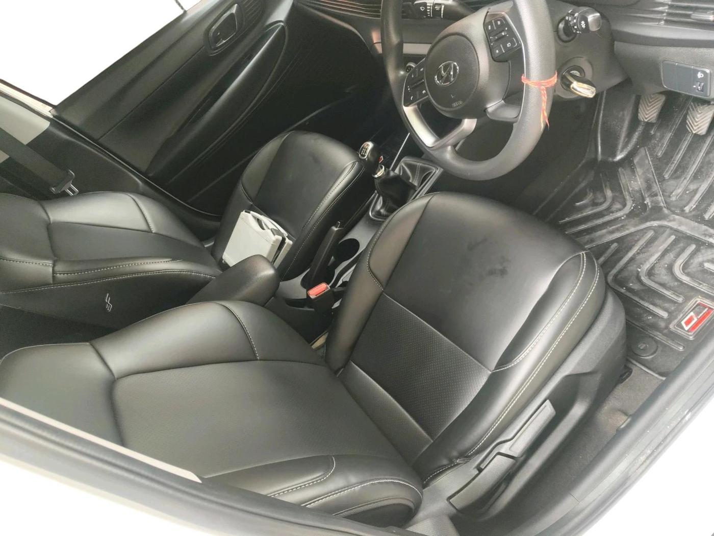 2023 Hyundai NEW I20 SPORTZ 1.2 MT, Petrol, Manual, 60,913 km, interior