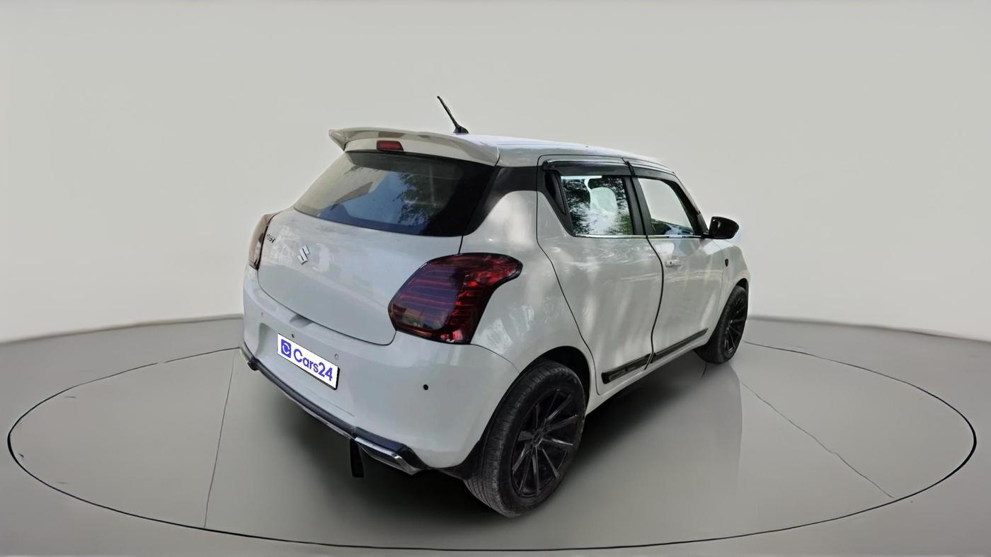 2023 Maruti Swift LXI, Petrol, Manual, 50,446 km, exterior