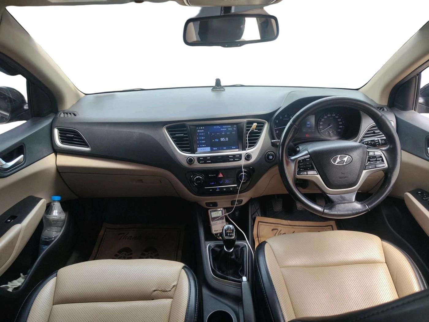 2018 Hyundai Verna 1.6 VTVT SX O, CNG, Manual, 1,32,718 km, interior
