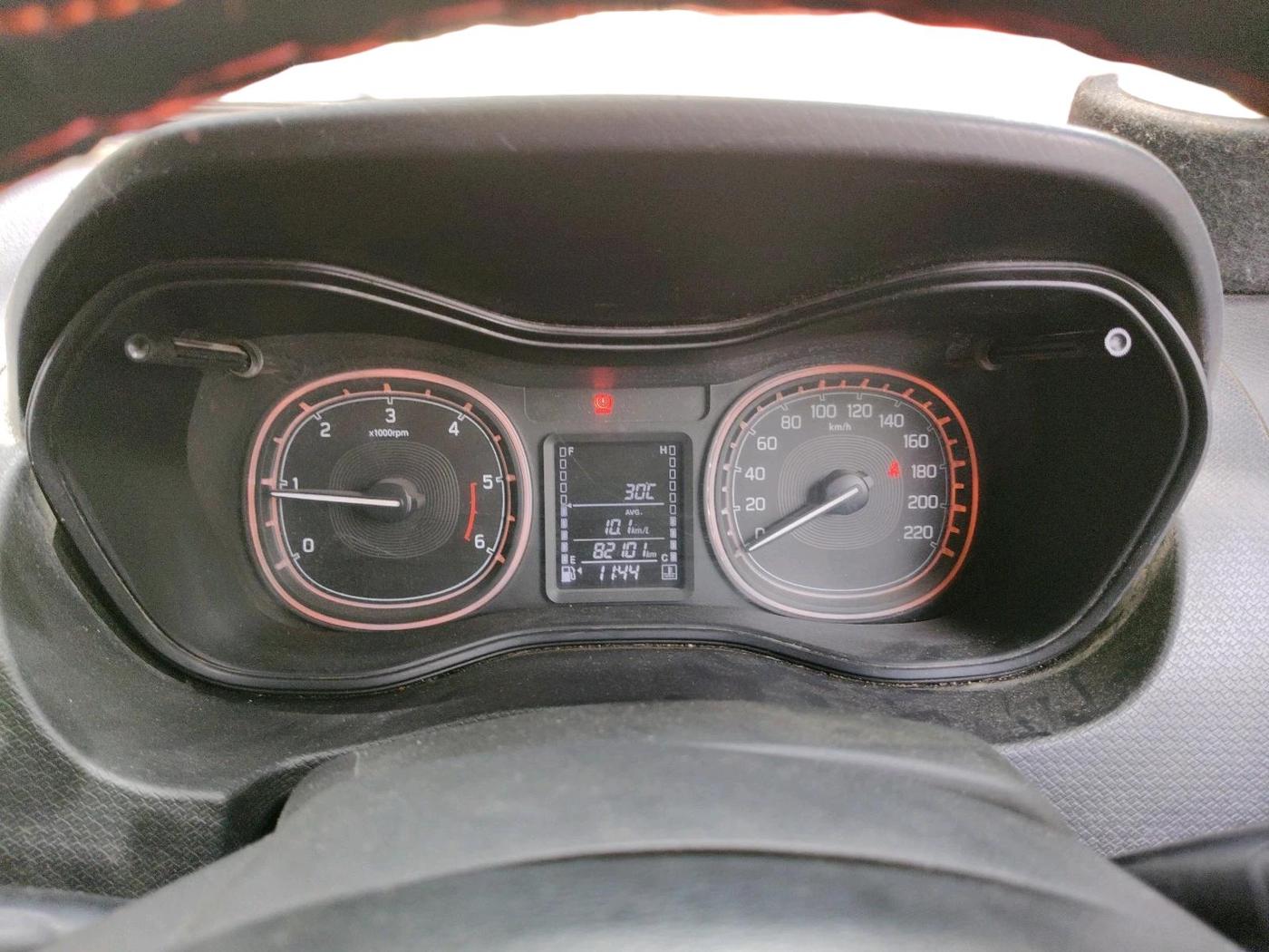2018 Maruti Vitara Brezza ZDI, Diesel, Manual, 82,101 km, interior