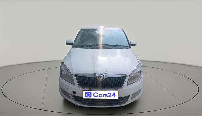 2011 Skoda Fabia ACTIVE 1.2 MPI, Petrol, Manual, 1,00,395 km, exterior
