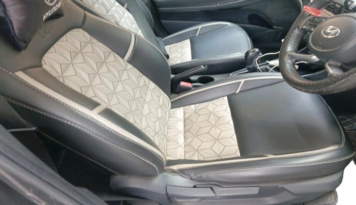 2020 Hyundai NEW I20 SPORTZ 1.2 AT, Petrol, Automatic, 38,385 km, interior