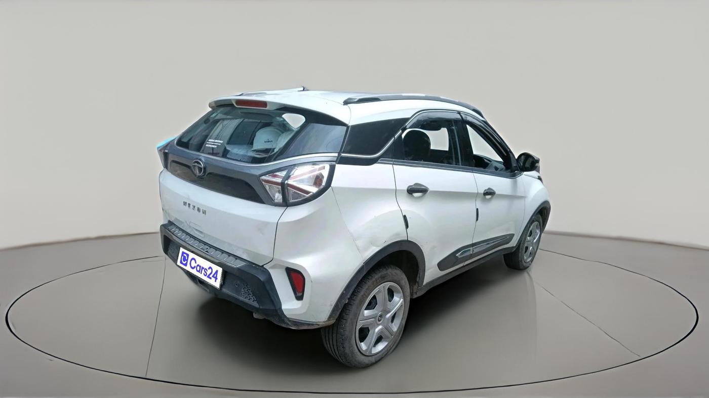 2021 Tata NEXON XM SUNROOF PETROL, CNG, Manual, 83,465 km, exterior