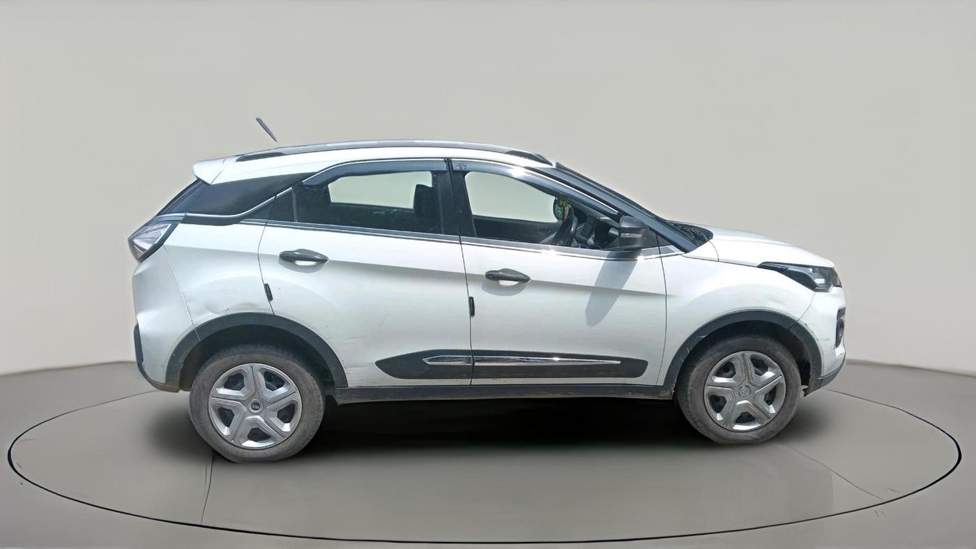 2021 Tata NEXON XM SUNROOF PETROL, CNG, Manual, 83,465 km, exterior