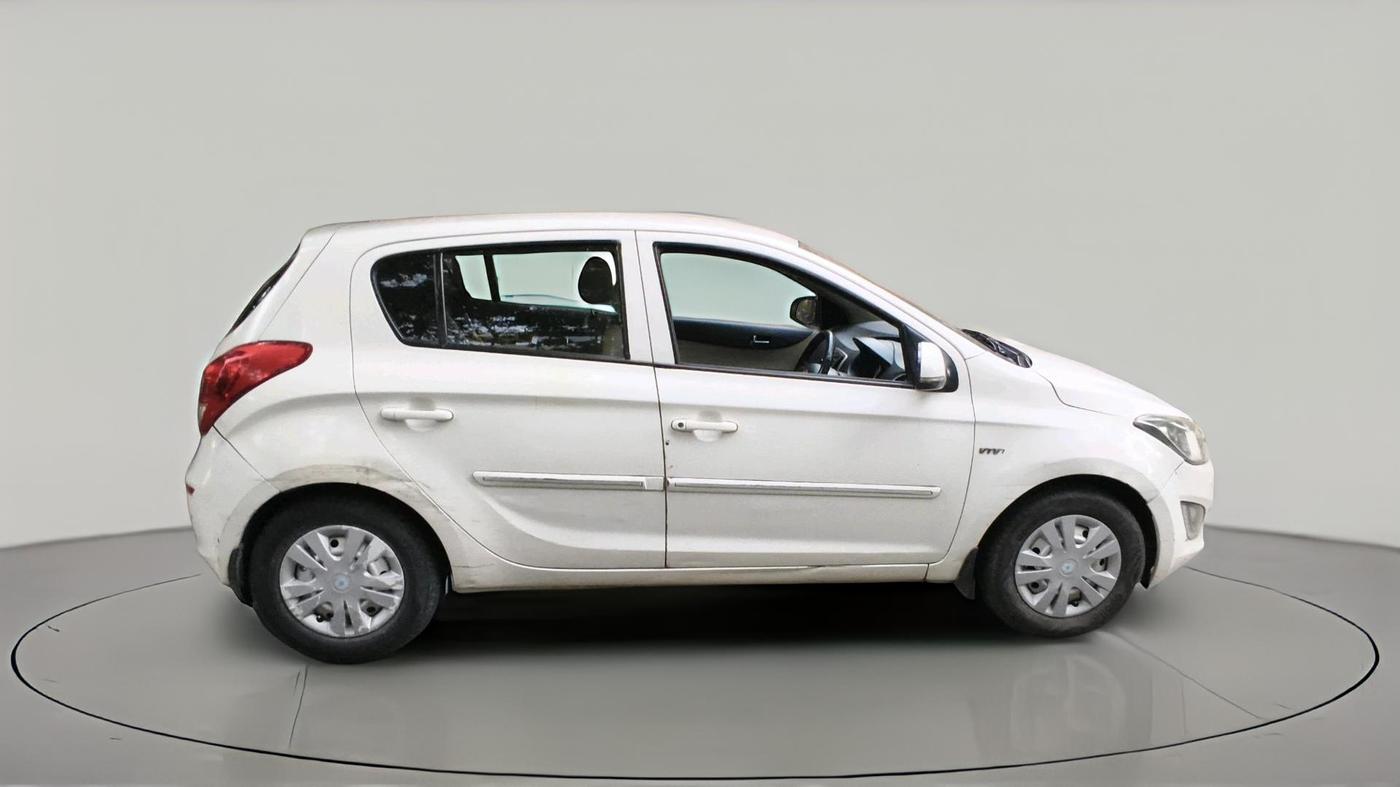 2013 Hyundai i20 SPORTZ 1.2, Petrol, Manual, 79,678 km, exterior